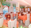 Sala interna del nostro ristorante tra Torri del Benaco e Malcesine. Sala interna del nostro ristorante tra Torri del Benaco e Malcesine.