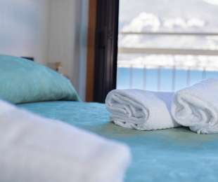 Eden Classic with balcony lake view or mountain side